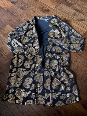 GUNIT Black Jacket with Gold Paisley Jacquard Size L